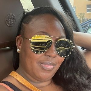 Meet your Posher, Starr